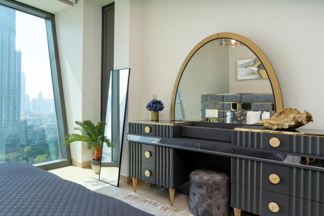 Prestige Living 1Br With Full Burj Khalifa View By Auberge Dubai Exterior foto