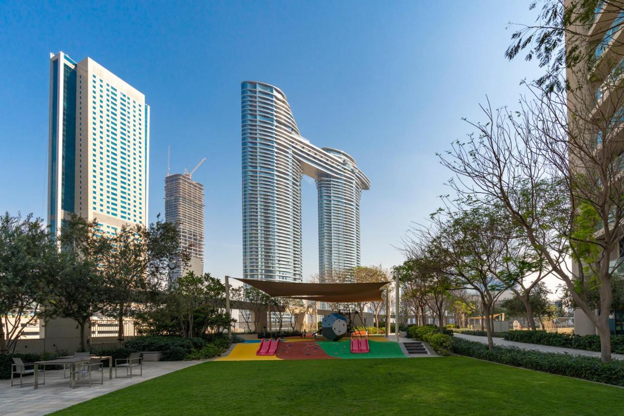 Prestige Living 1Br With Full Burj Khalifa View By Auberge Dubai Exterior foto